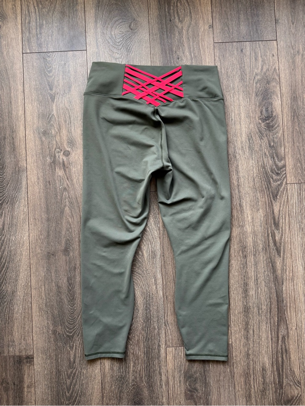 Fabletics Boost PowerHold High-Waisted 7/8 Legging in Safari/Desert Rose Size XL